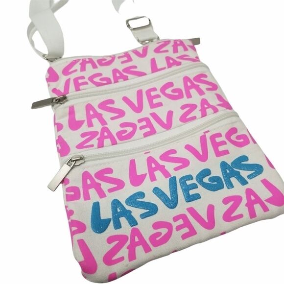 LAS VEGAS PINK WHITE CROSSBODY BAG. BY 777 LUCKY BRAND. - Picture 1 of 9